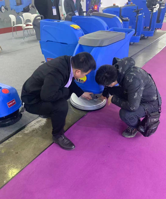 长寿小型电动洗地机是否适合用于环卫保洁