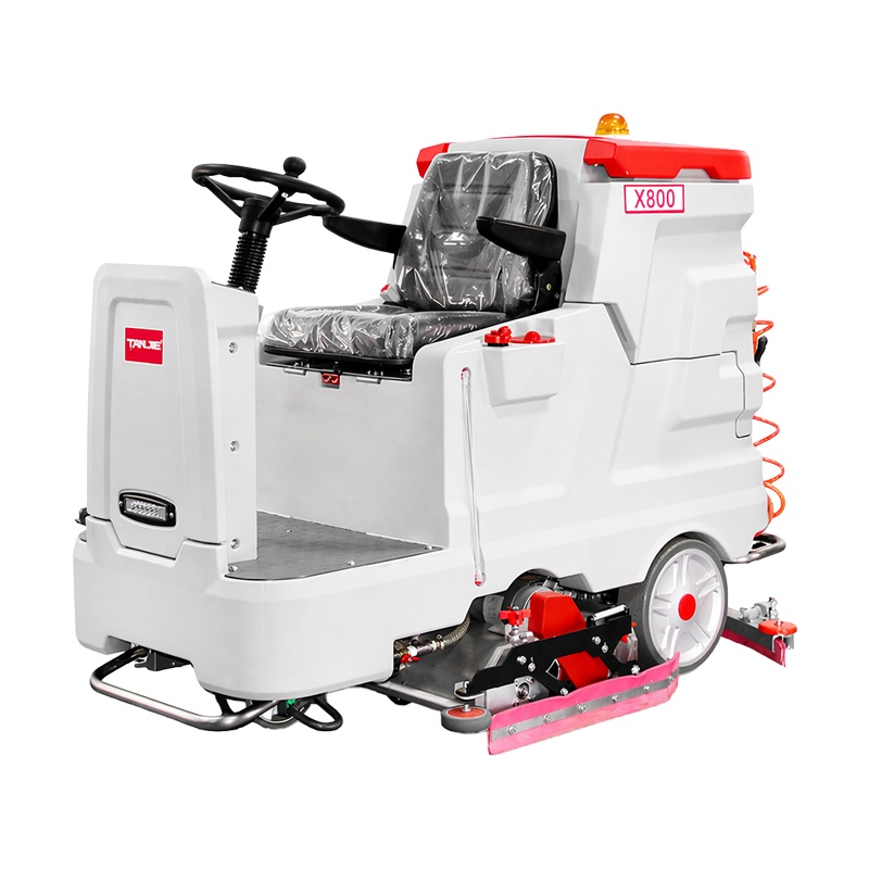 长寿坦洁驾驶式洗扫一体机X800